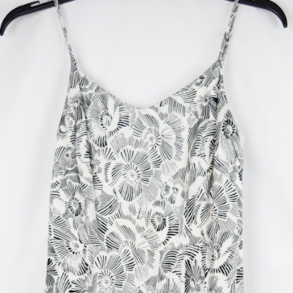 Old Navy Black & White Summer Dress Size Medium